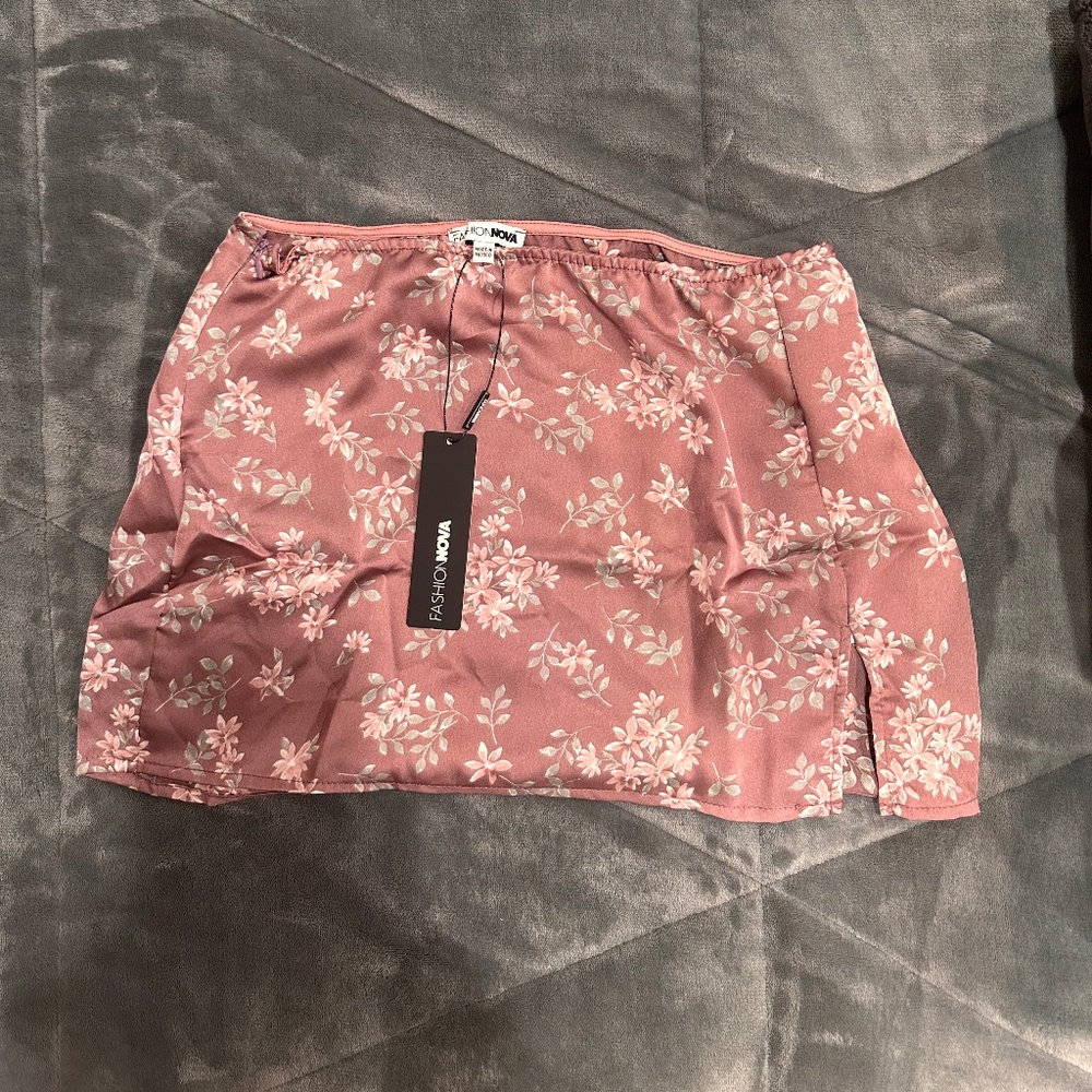 NWT Pearl Pink Silky Skirt
